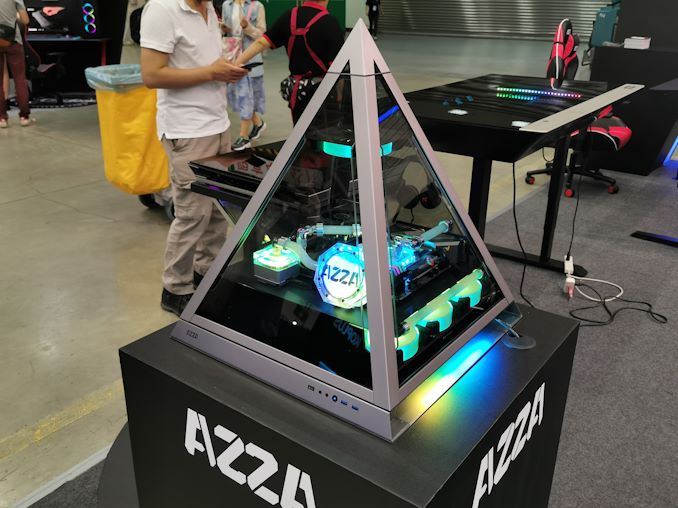 Azza's Pyramid Chassis: The Up-Side Down Case, But Also a Table?